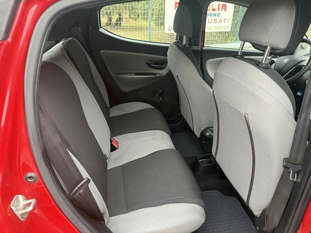 Lancia Ypsilon 1.2 69 69.000km **NEOP OK** 2013