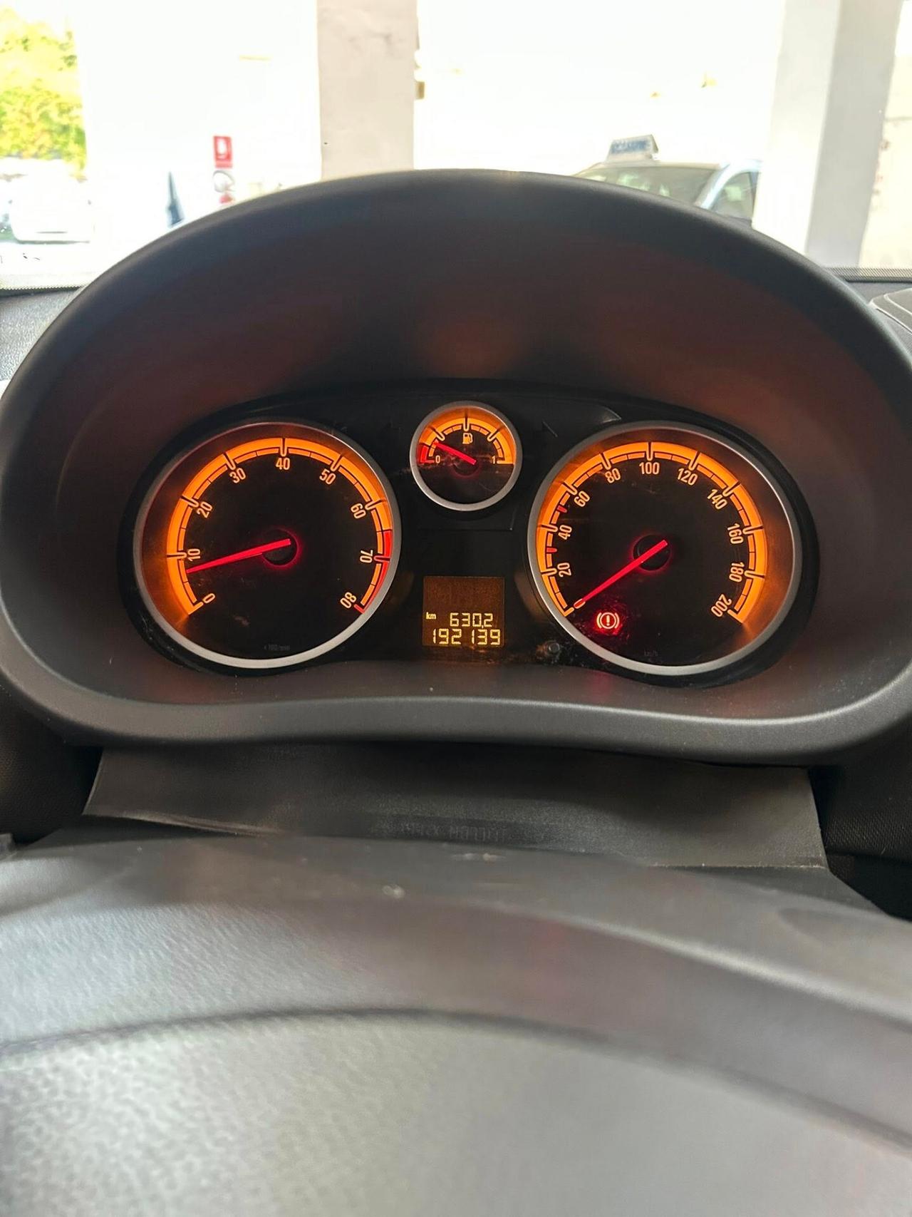 Opel Corsa 1.2 GPL OK 2034 -2014