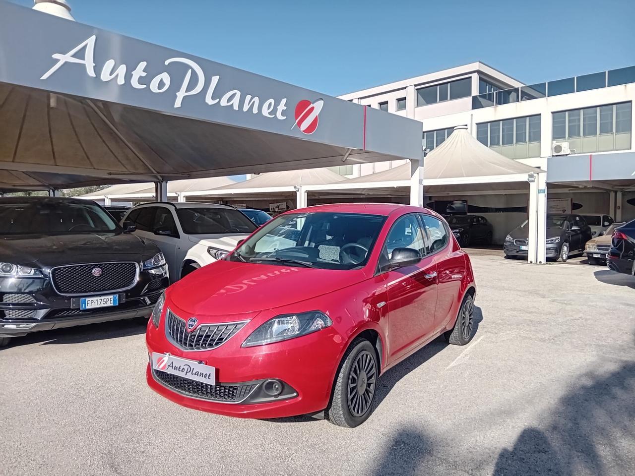 Lancia Ypsilon 1.0 FireFly 5 porte S&S Hybrid Ecochic A. Ferretti
