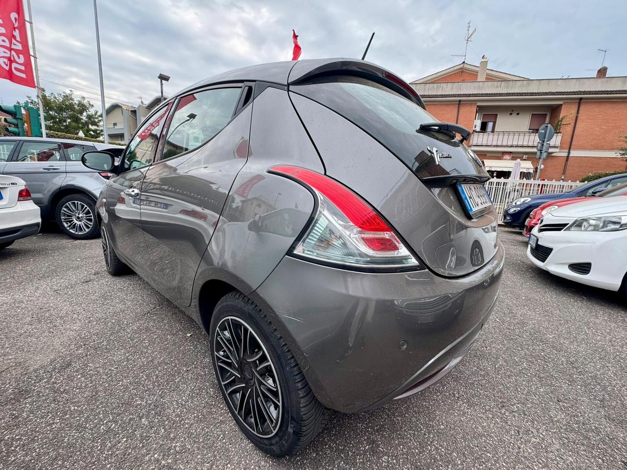 Lancia Ypsilon 1.0 FireFly GOLD NEOPATENTATI PREZZO REALE