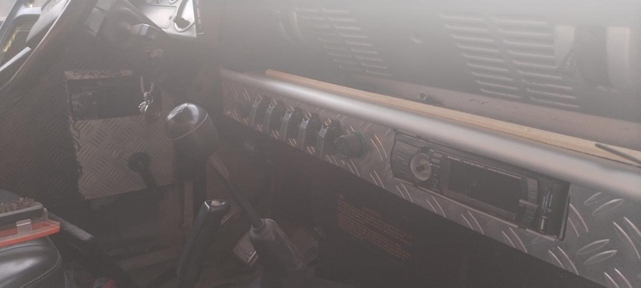 Land Rover Defender 90 diesel Hard-top