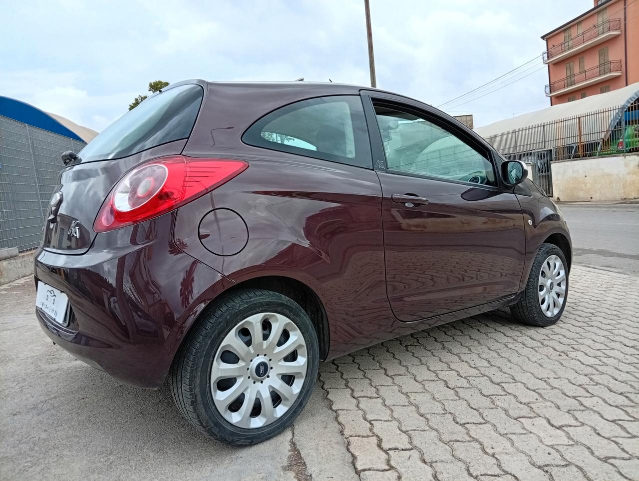 Ford Ka 1.3 TDCi 75CV Titanium