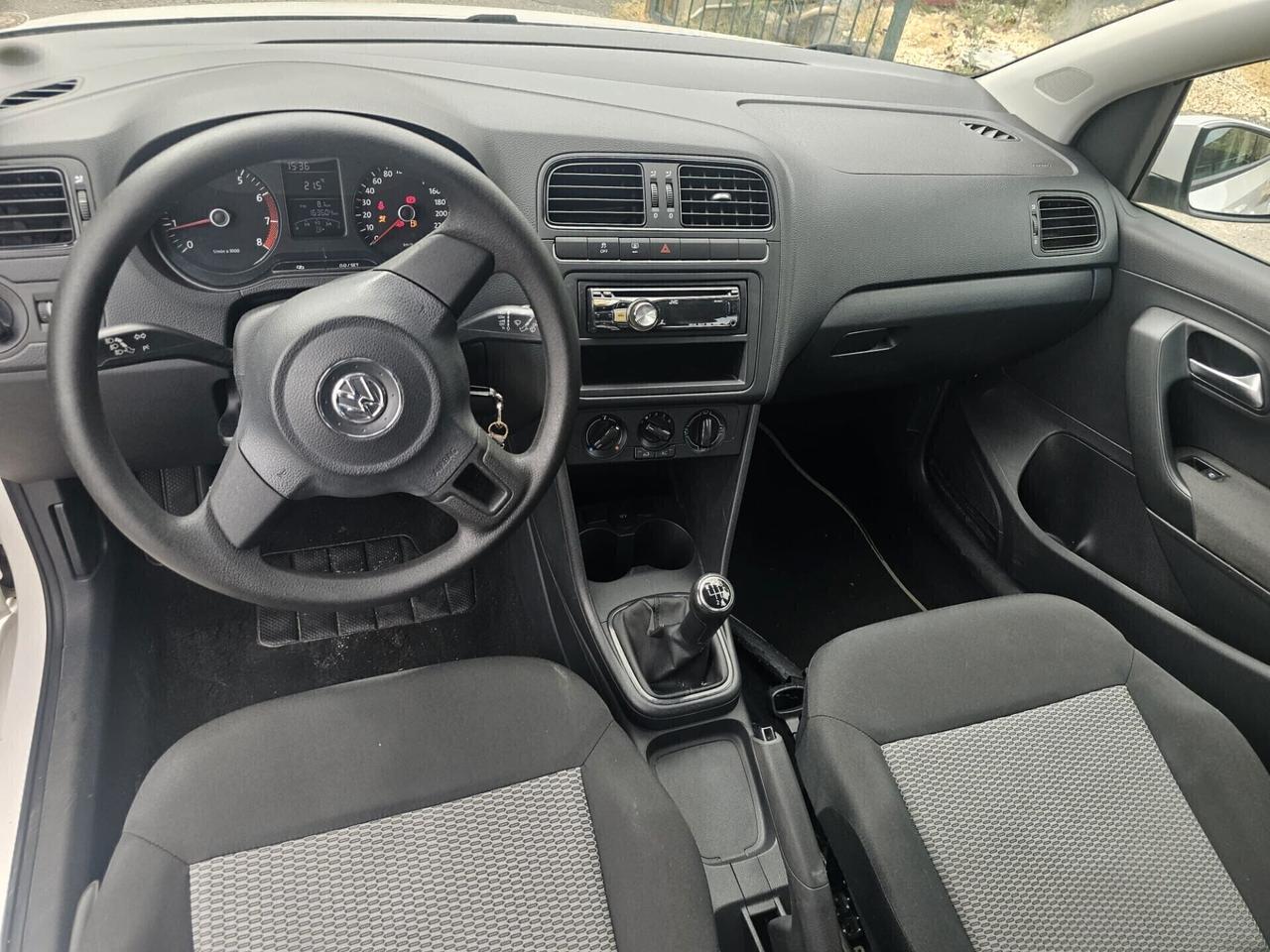 Volkswagen Polo 5 porte Comfortline p.a.r.i. a.l. .n.u.o.v.o.