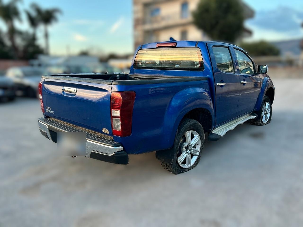 Isuzu D-Max 1.9 TD Crew Cab 4WD - 2018 Incidentata