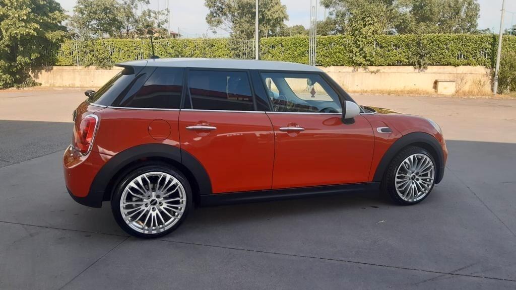 Mini Cooper D 1.5 hype 5 porte 2018 EURO 6 C