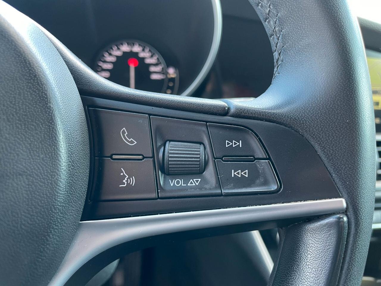 ALFA GIULIA 2.2JTDM SUPER 160cv