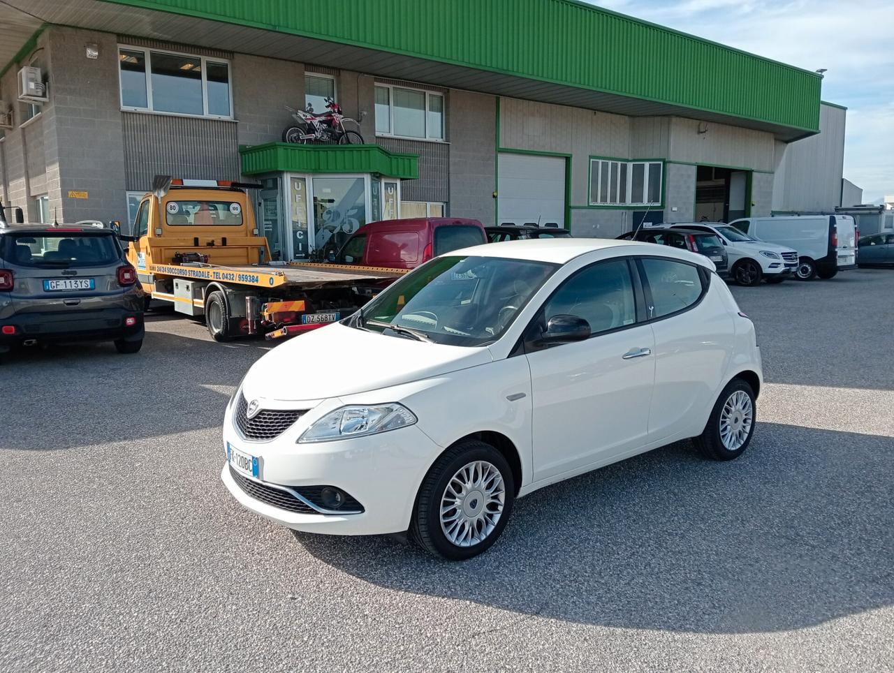Lancia Ypsilon 1.2 69 CV 5 porte Gold 5 posti