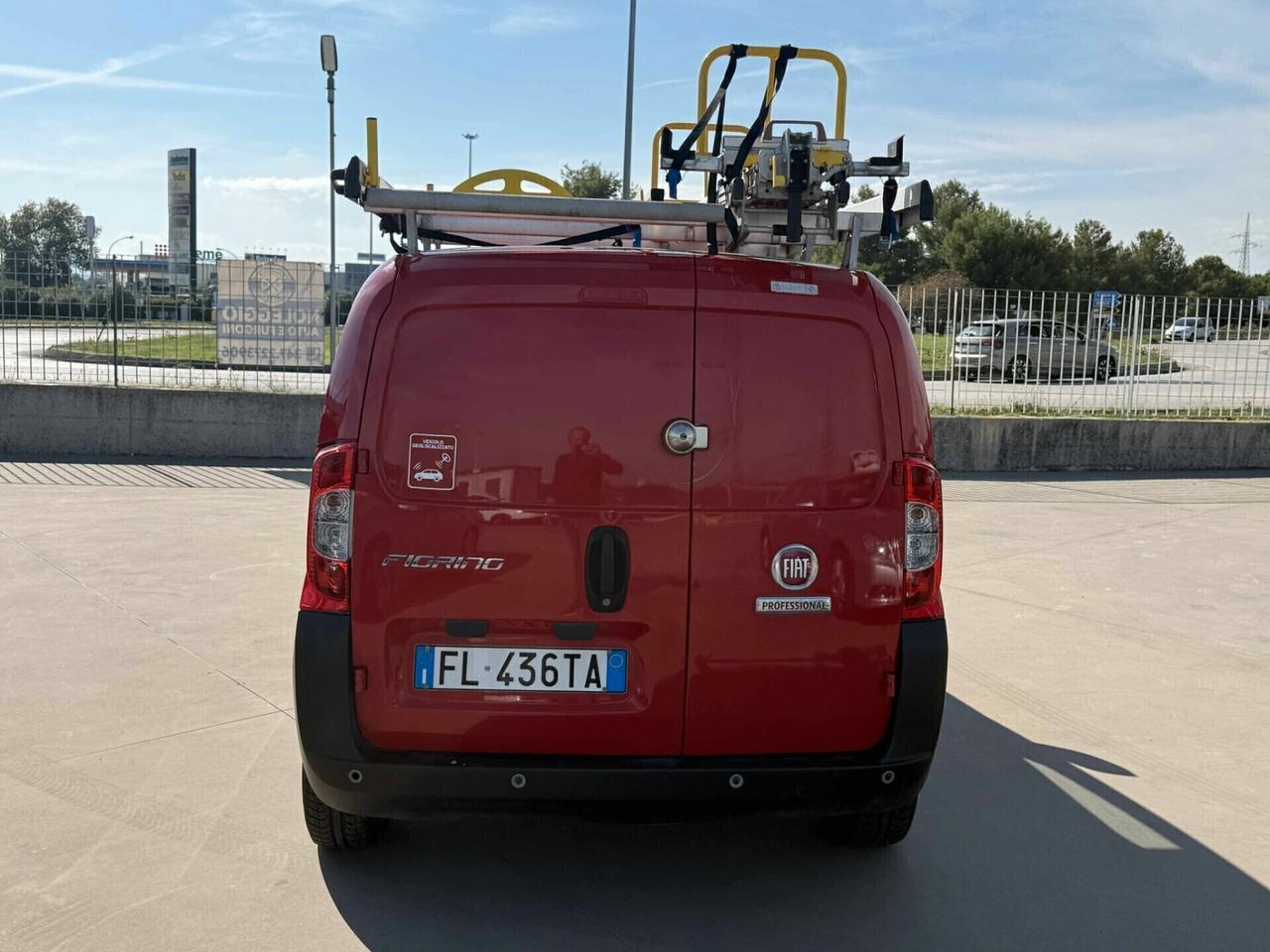 Fiat Fiorino 1.3 MJT 95CV Cargo Adventure EX TIM