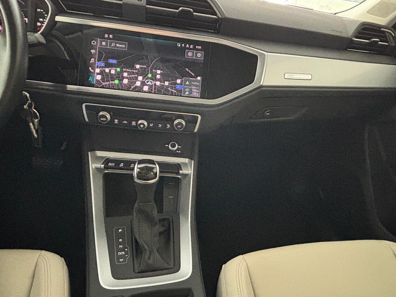 Audi Q3 SPB 35 TDI S tronic Business Plus 2021