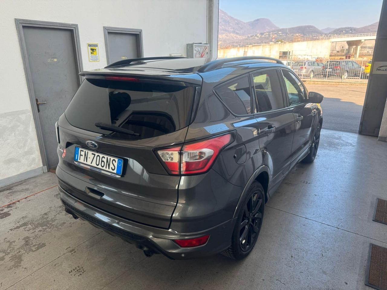 Ford Kuga 1.5 TDCI 120 CV S&S 2WD ST-Line