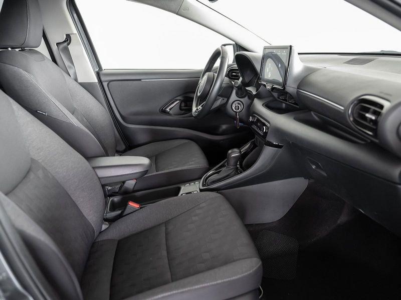 Toyota Yaris Hybrid Trend MY24