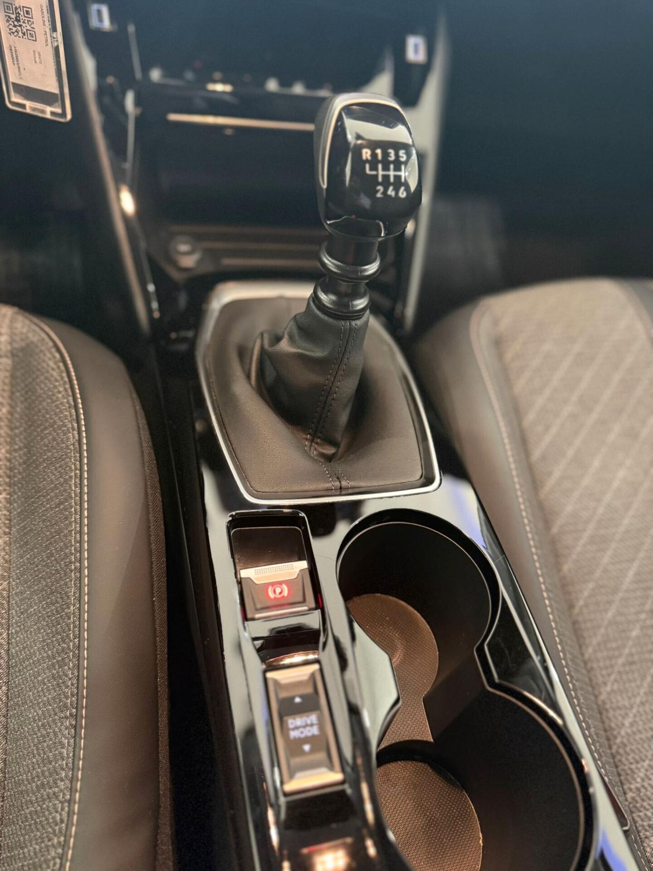 PEUGEOT 208 ALLLURE PACK 1.2 100CV ANNO 2025 CON 15.000KM