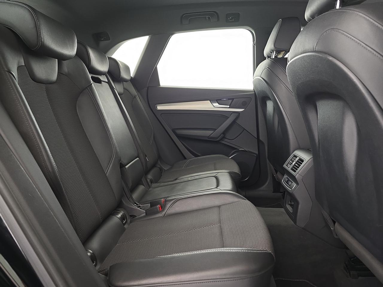 Audi Q5 50 2.0 tfsi e business quattro 299cv s-tronic