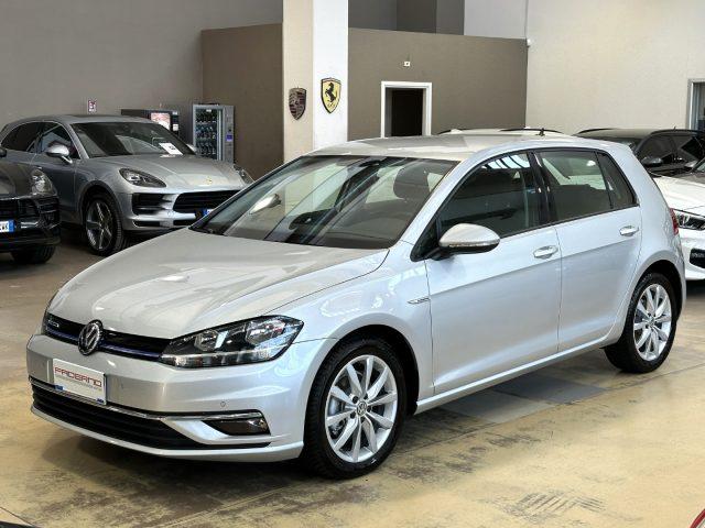 VOLKSWAGEN Golf 1.5 TGI 5p. Business - Carplay - Adaptive Cruise