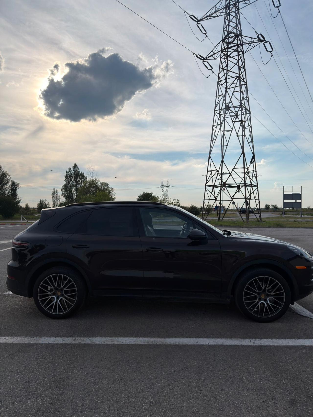 Porsche Cayenne 3.0 V6