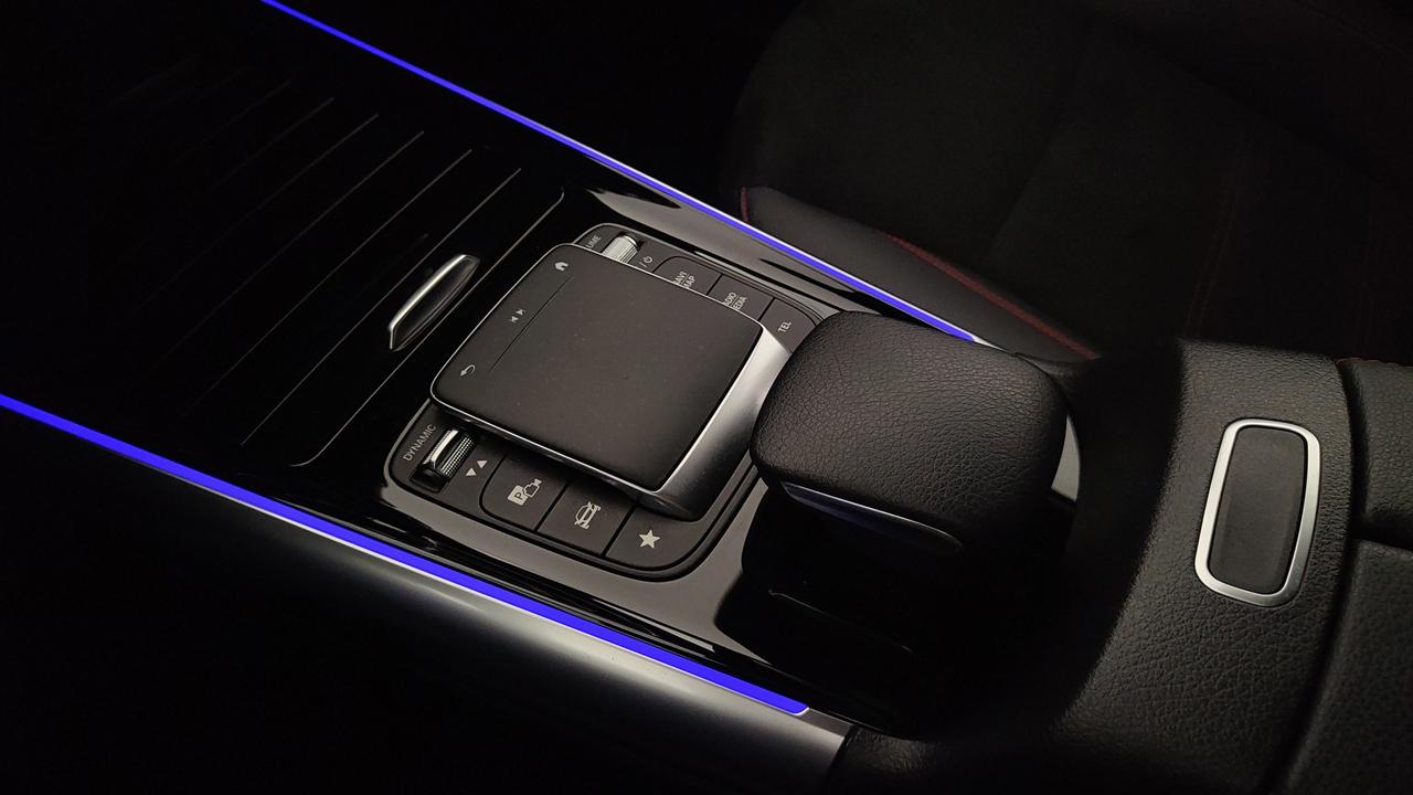 Mercedes-Benz GLA 200 d Premium 4matic auto