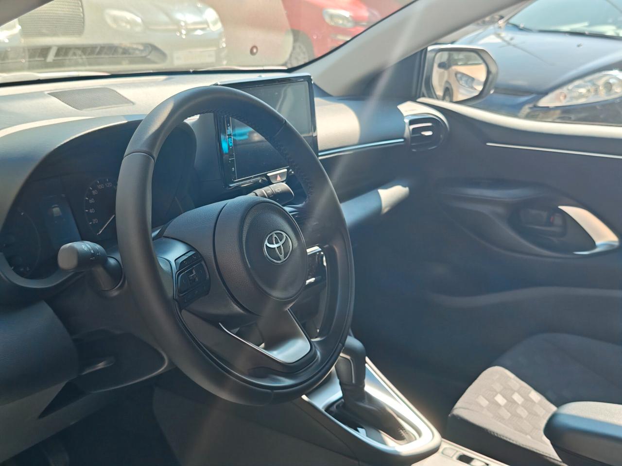 Toyota Yaris 1.5 Hybrid 5 porte Active
