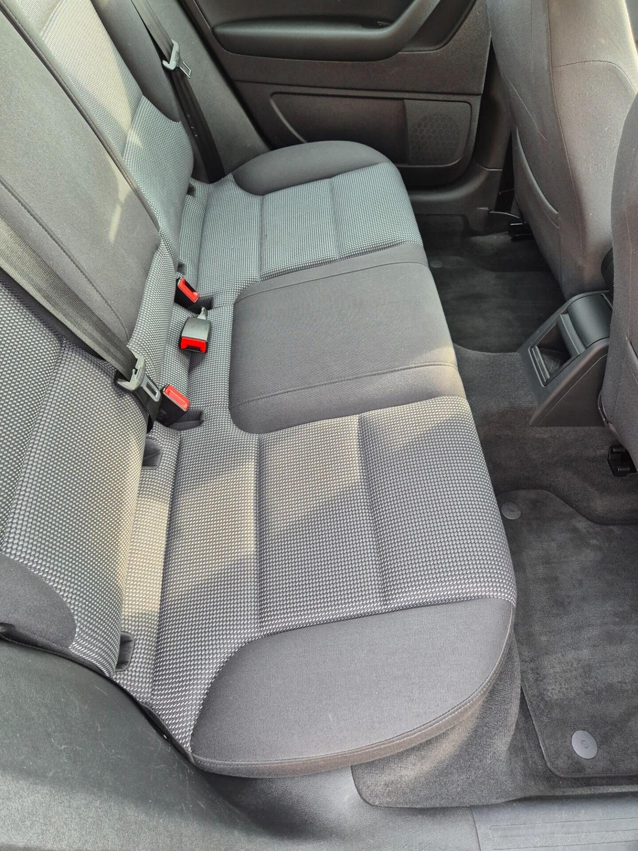 Audi A3 SPB 1.6 TDI 105 CV CR Ambition