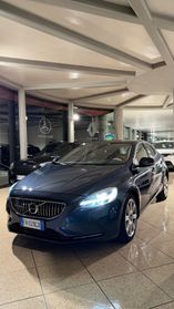 Volvo V40 D2 Geartronic R-design