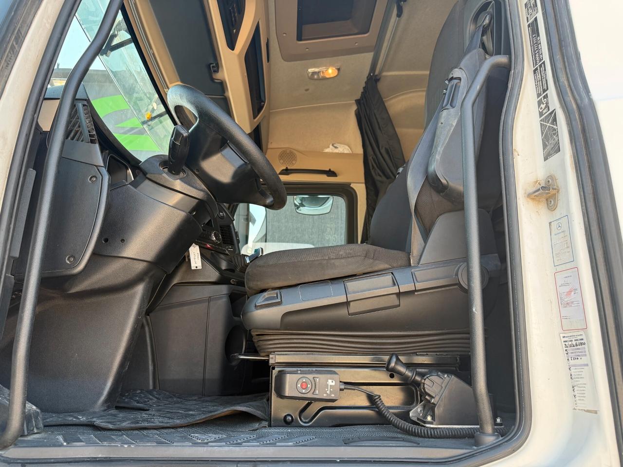 Mercedes Benz Actros 1845 Retarder Kipphydraulik ADR Euro6