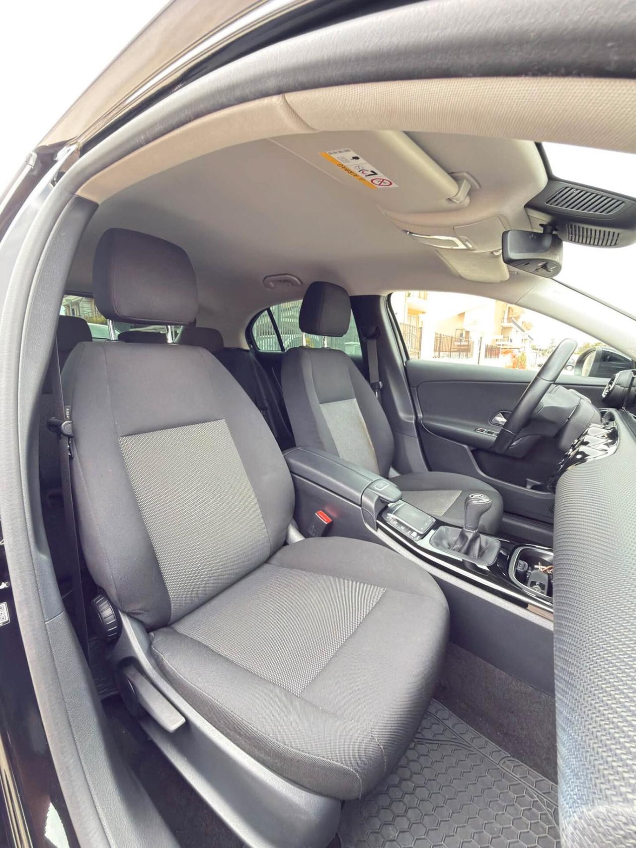 Mercedes-benz A 160 d Premium