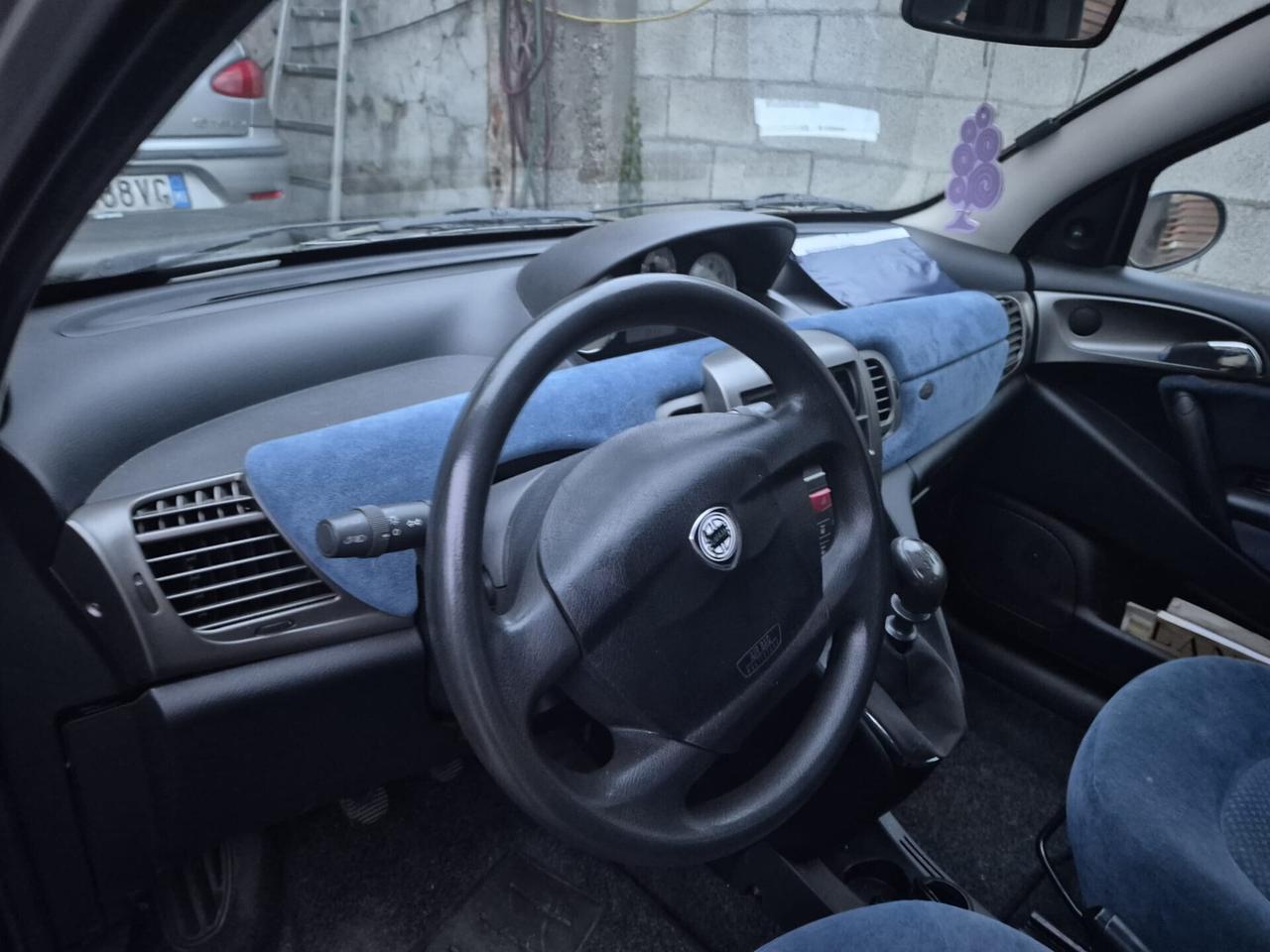 Lancia Ypsilon 1.2 Adatta a neopatentati