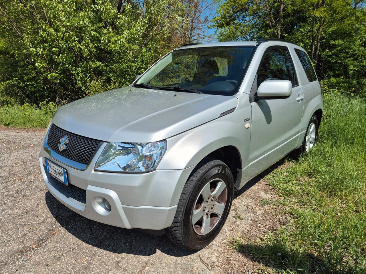 Suzuki Grand Vitara 1.9 DDiS 3 porte
