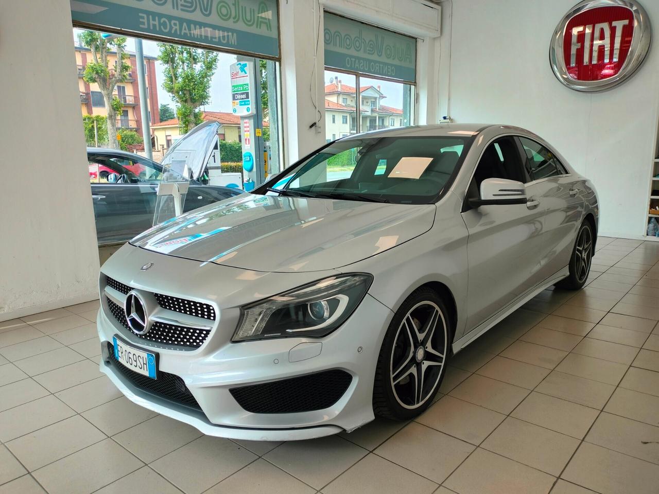 Mercedes-benz CLA 220 CLA 220 CDI Automatic Premium cambio automatico