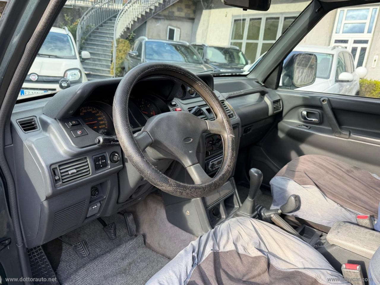 MITSUBISHI Pajero 2.5 TDI MT S.Select GL