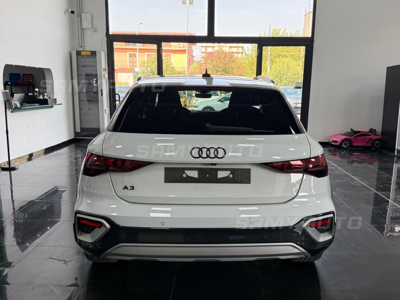 Audi A3 allstreet 35 TDI S tronic Identity Arrow S-line