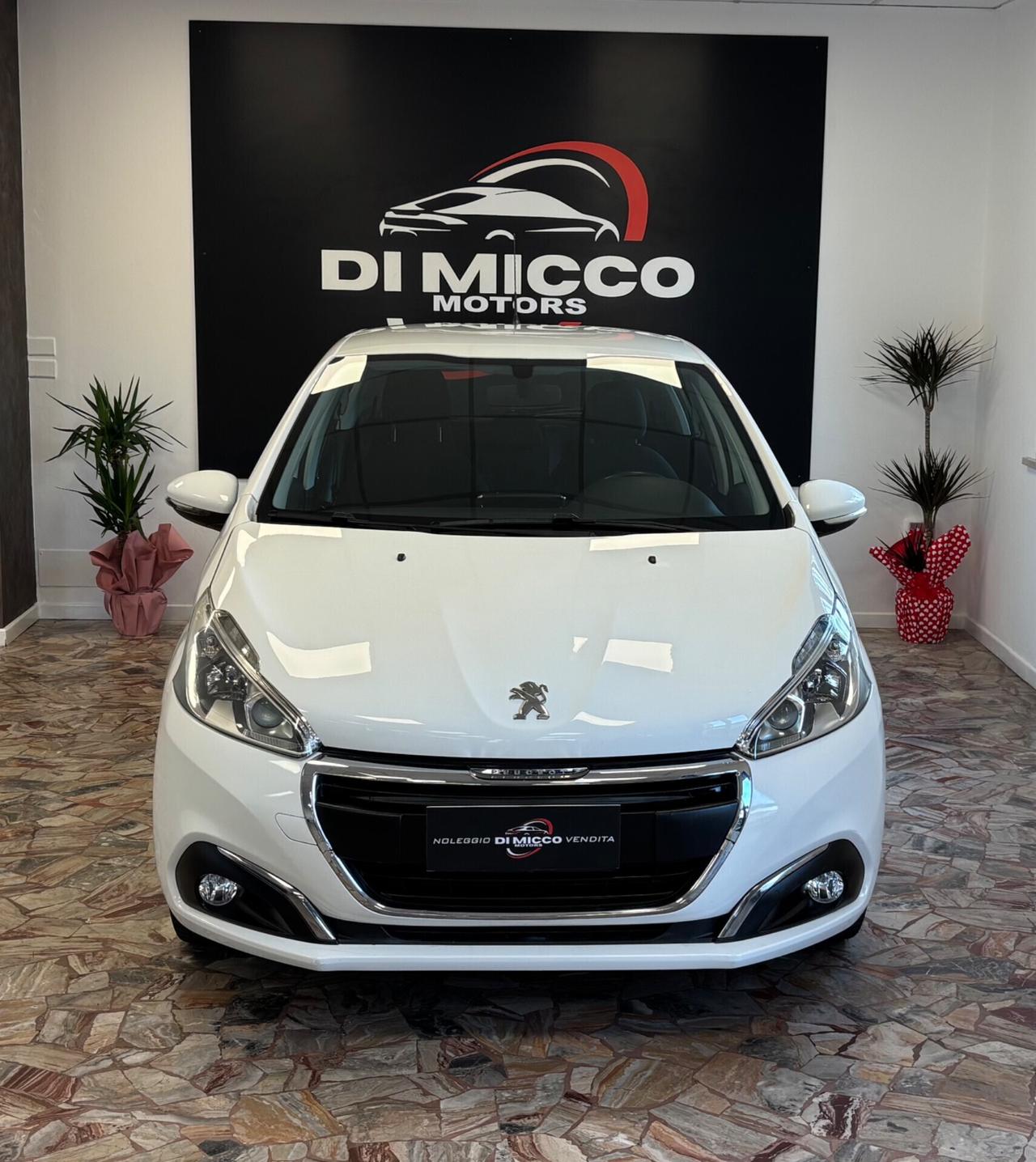 Peugeot 208 PureTech 82 5 porte Allure