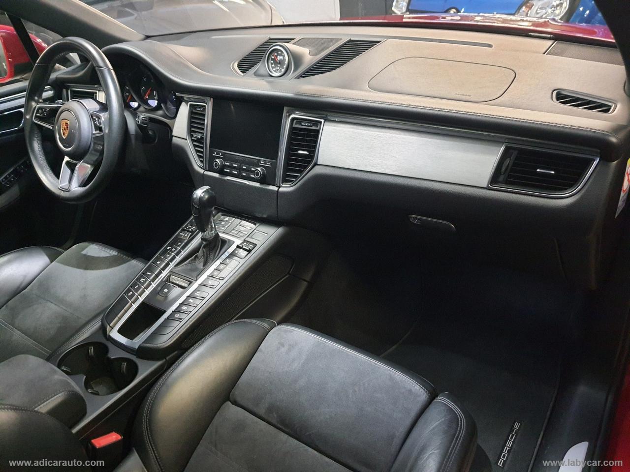 PORSCHE Macan 3.0 GTS