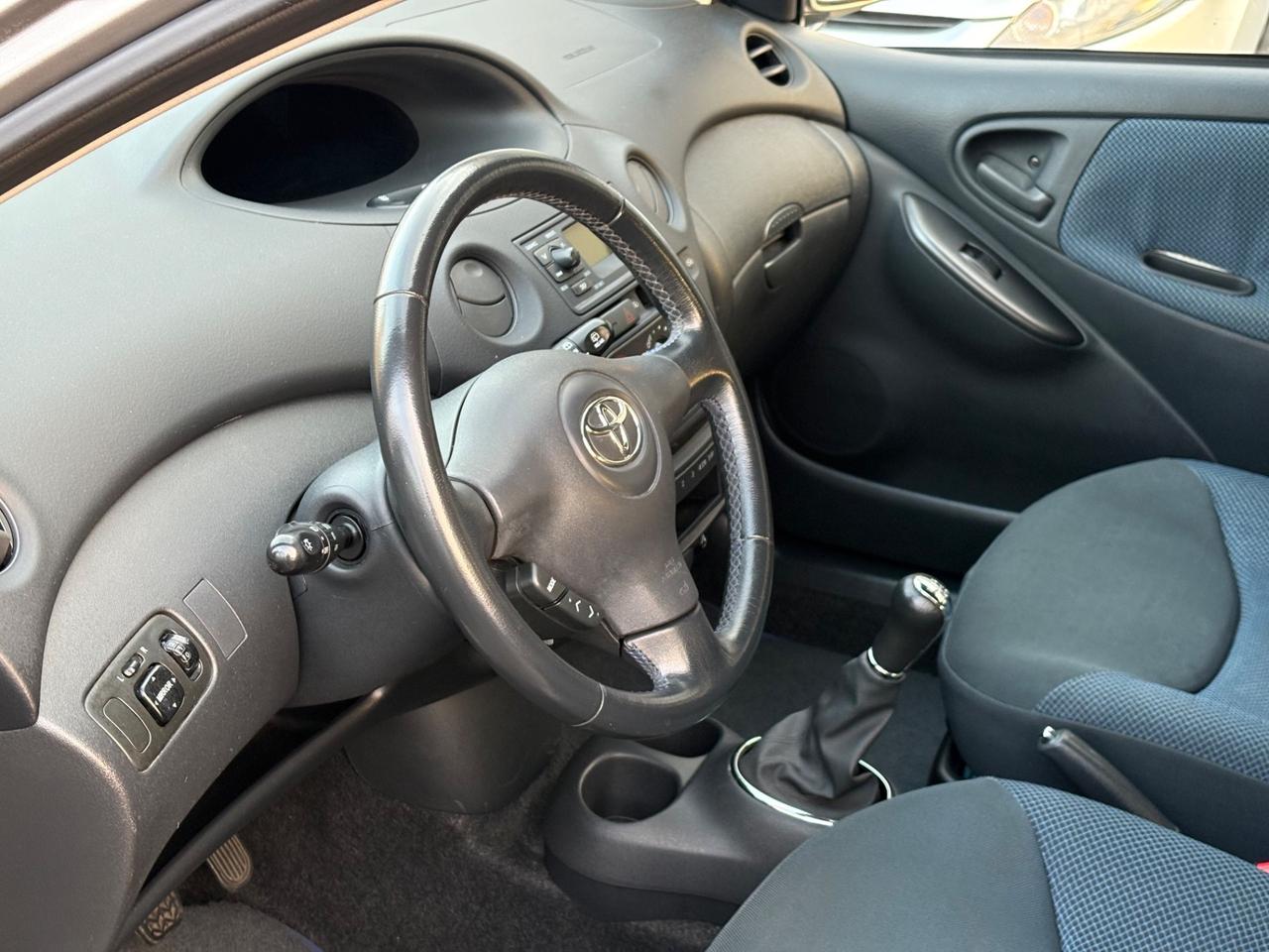 Toyota Yaris 1.0i 16V cat 5 porte Sol UNICO PROPRIETARIO