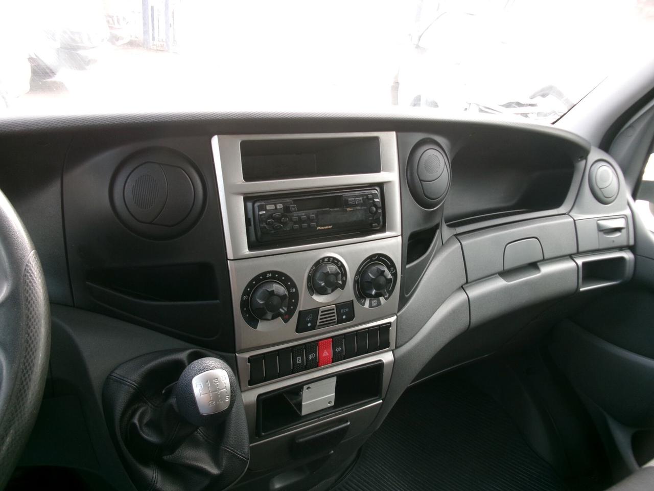 Iveco Daily 35C18 3000 180CV E4 RIBALTABILE TRILATERALE NUOVO 195000 KM