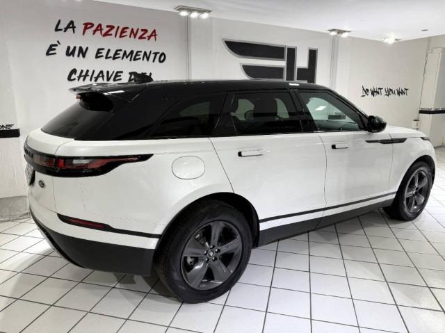 Land Rover Range Rover Velar 2.0d i4 mhev 4wd 204cv auto Black Edition