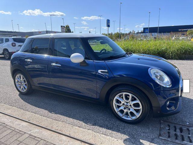 MINI Cooper D 1.5 Business 115 CV 5 porte