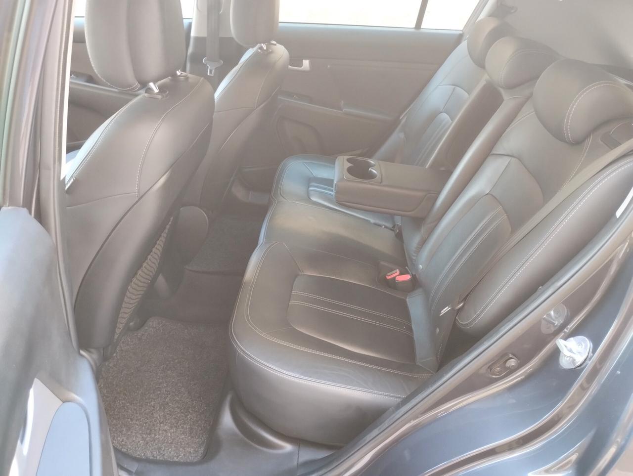 Kia Sportage 1.7 CRDI 2WD high tech . Autocarro N1