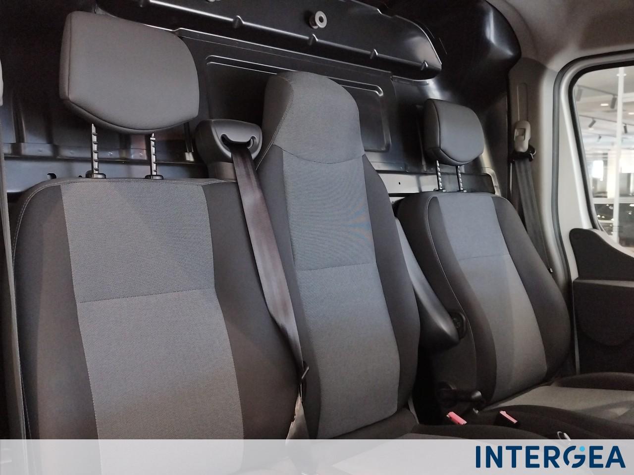 RENAULT Master T35 2.3 energy dci 150cv L2H2 Ice