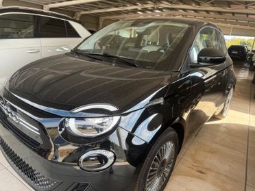 Fiat 500 Berlina Hybrid Icon - Nuova da immatricolare