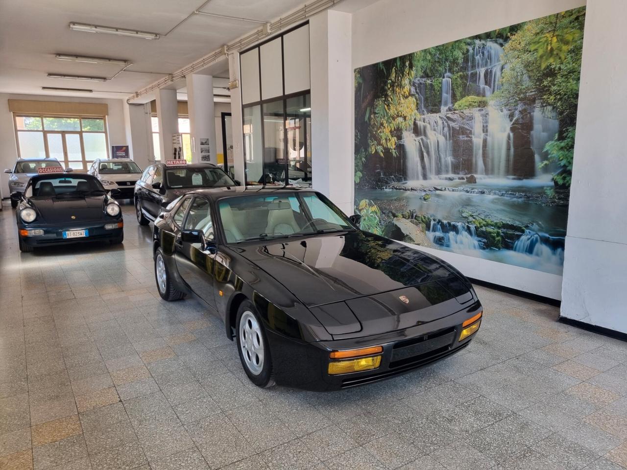Porsche 944 allestimento S2, clima, sedili elettrici