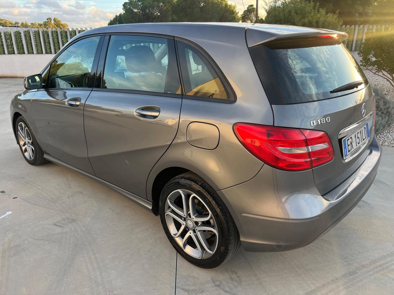 Mercedes-benz B 180 CDI 2013