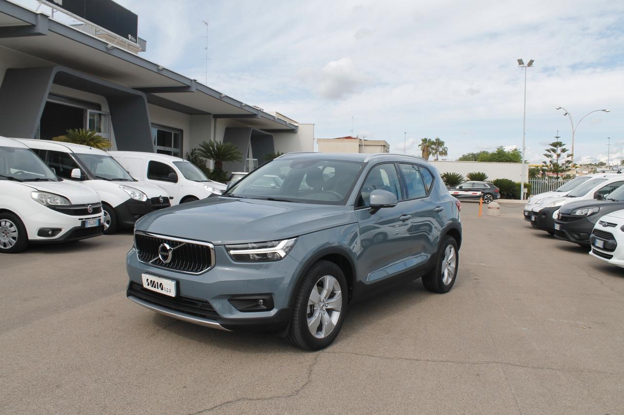 Volvo XC40 D3 Geartronic Momentum Pro