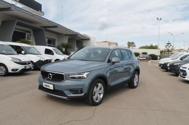Volvo XC40 D3 Geartronic Momentum Pro