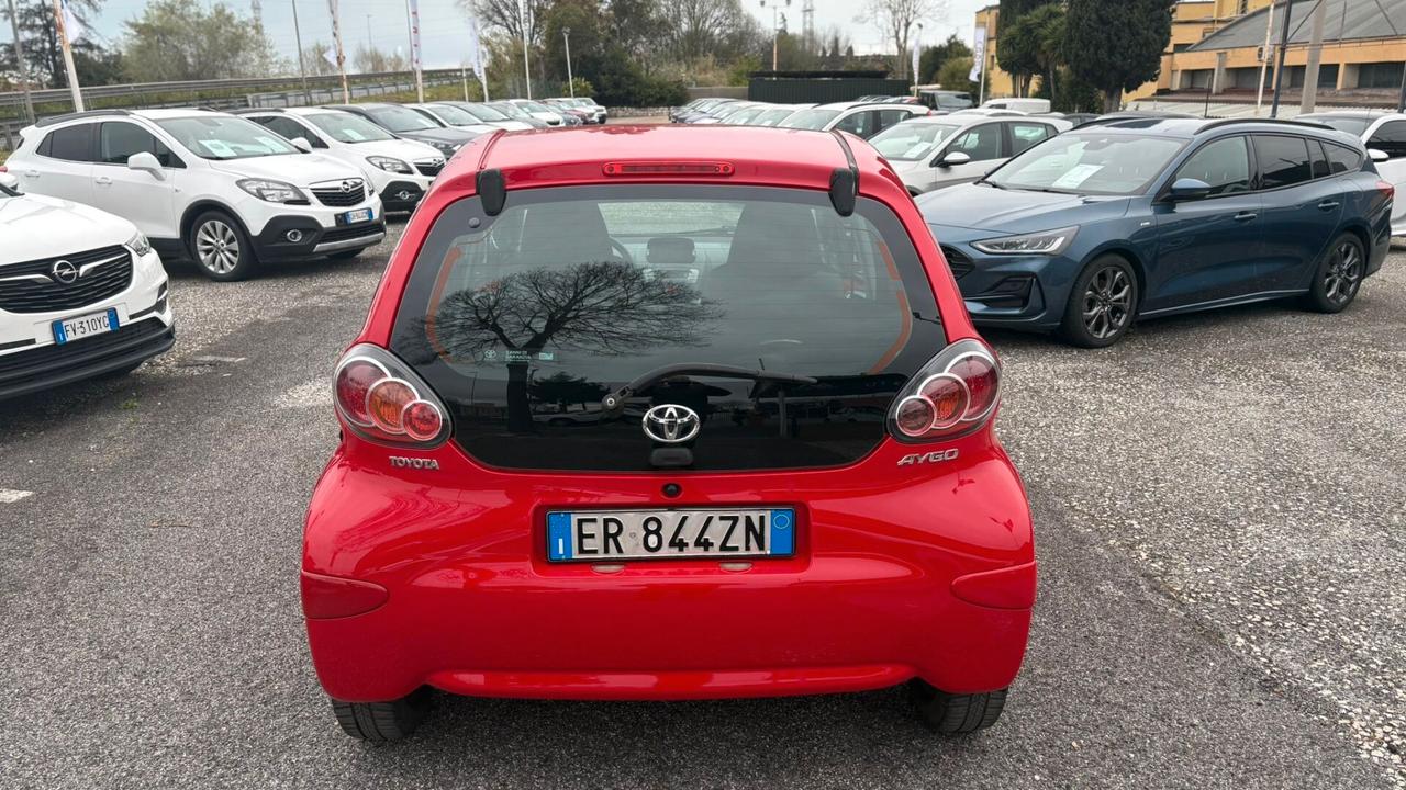 Toyota Aygo 1.0 12V VVT-i 5 porte Lounge Connect