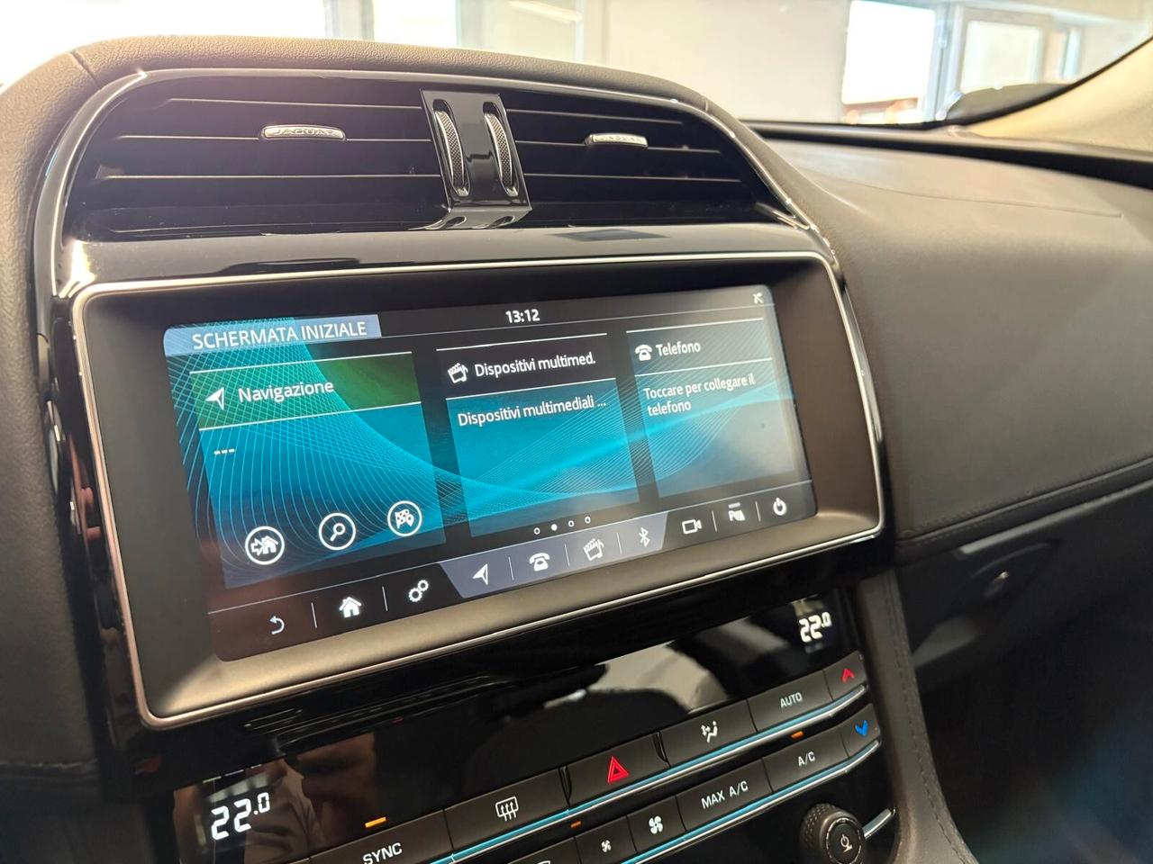 Jaguar F-Pace 2.0 D 180 CV AWD aut. Prestige