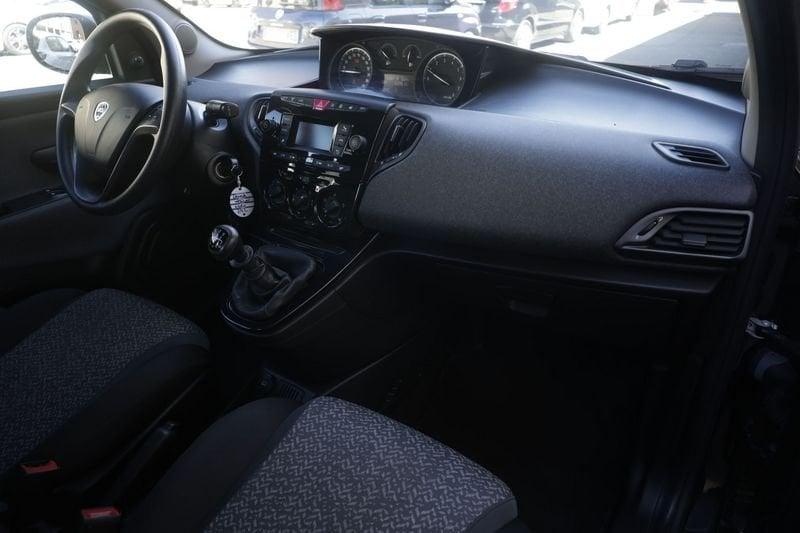 Lancia Ypsilon Lancia Ypsilon 1.0 FireFly 70cv Hybrid ALBERTA FERRETTI 51KW ANNO 2022