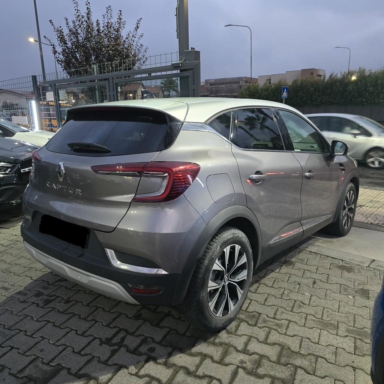 Renault Captur TCe 12V 90 CV Techno