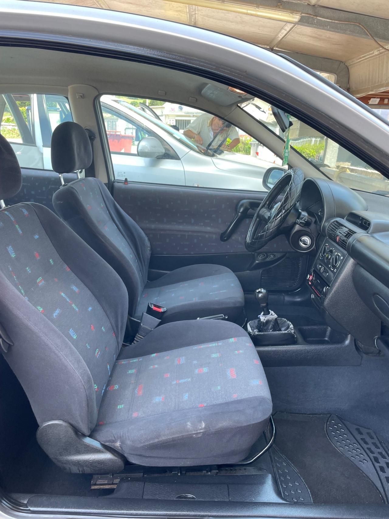 OPEL CORSA NEOPATENTATI 1.0 BENZINA 170.000KM