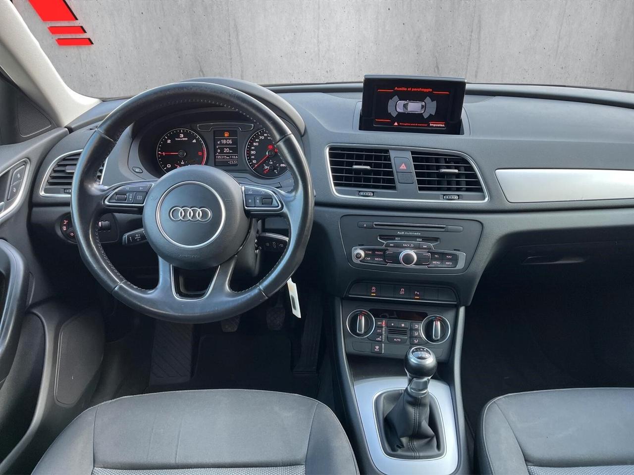 Audi Q3 2.0 TDI 120 CV Business