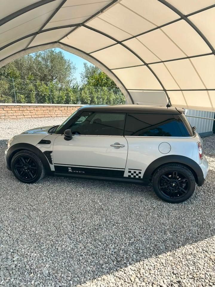 Mini 1.6 16V Cooper D